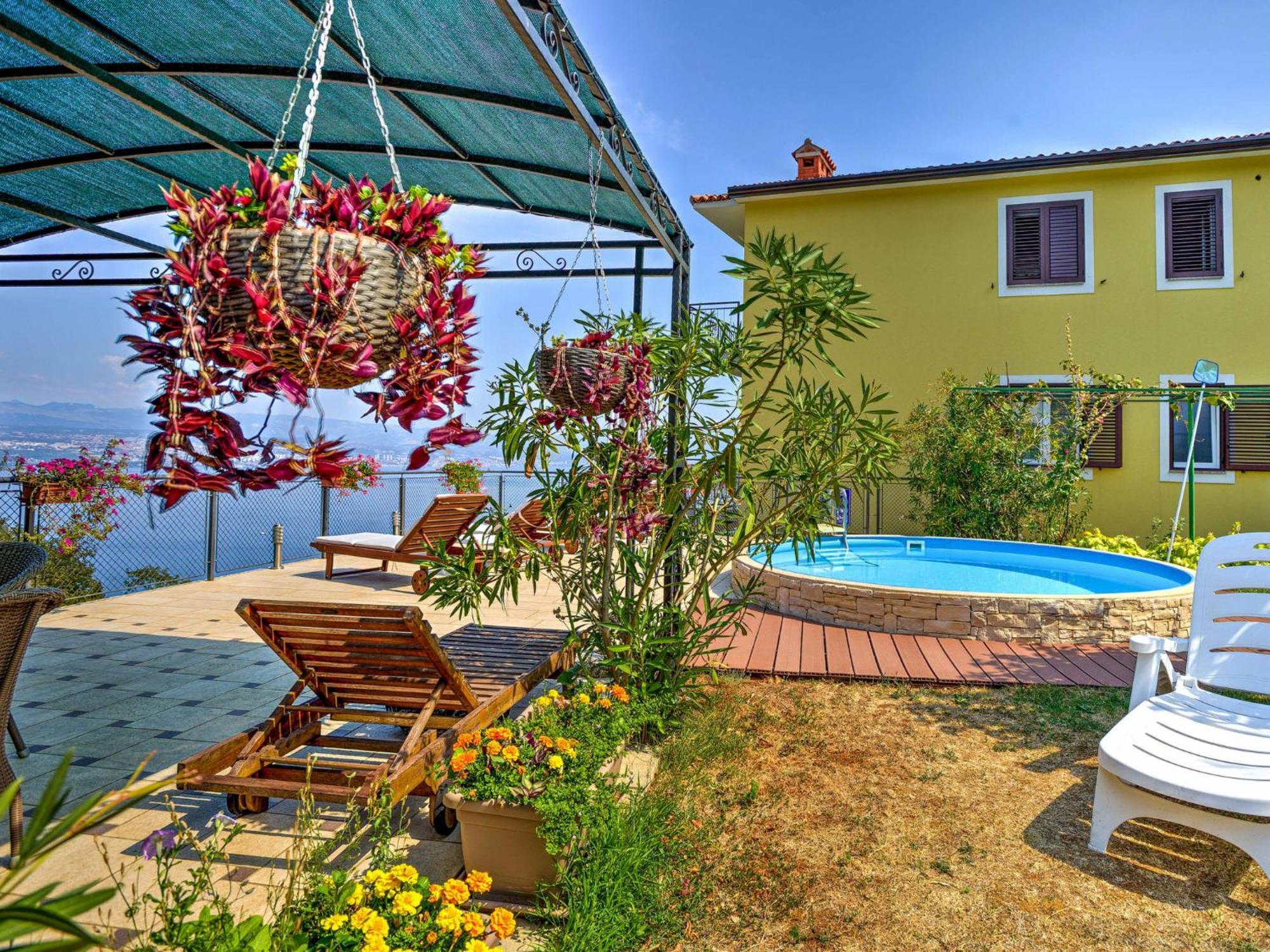 Apartment Laurus-3 By Interhome Lovran Dış mekan fotoğraf